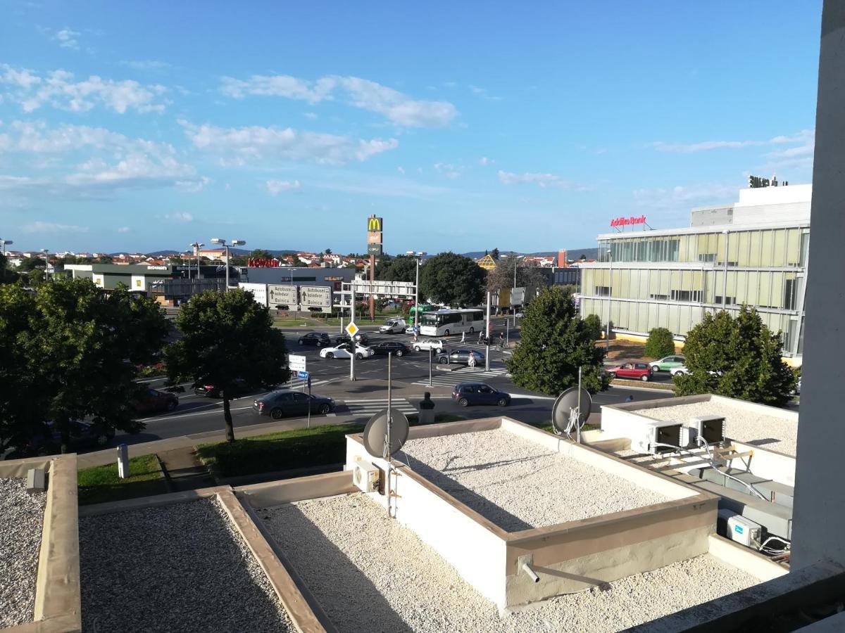 Ryanair'S Urban Flat In Zadar-Kolovare Beach Extérieur photo