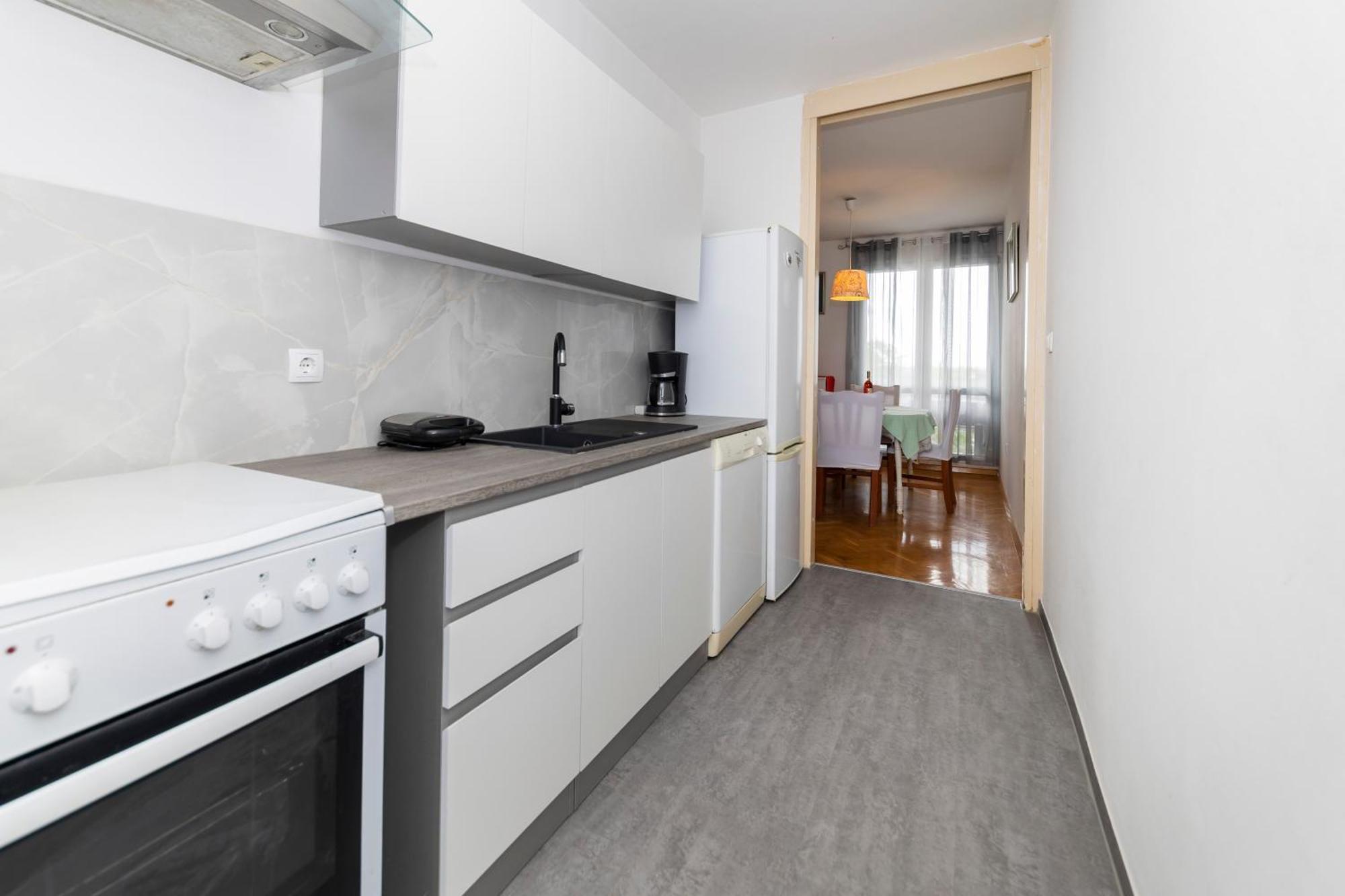 Ryanair'S Urban Flat In Zadar-Kolovare Beach Extérieur photo